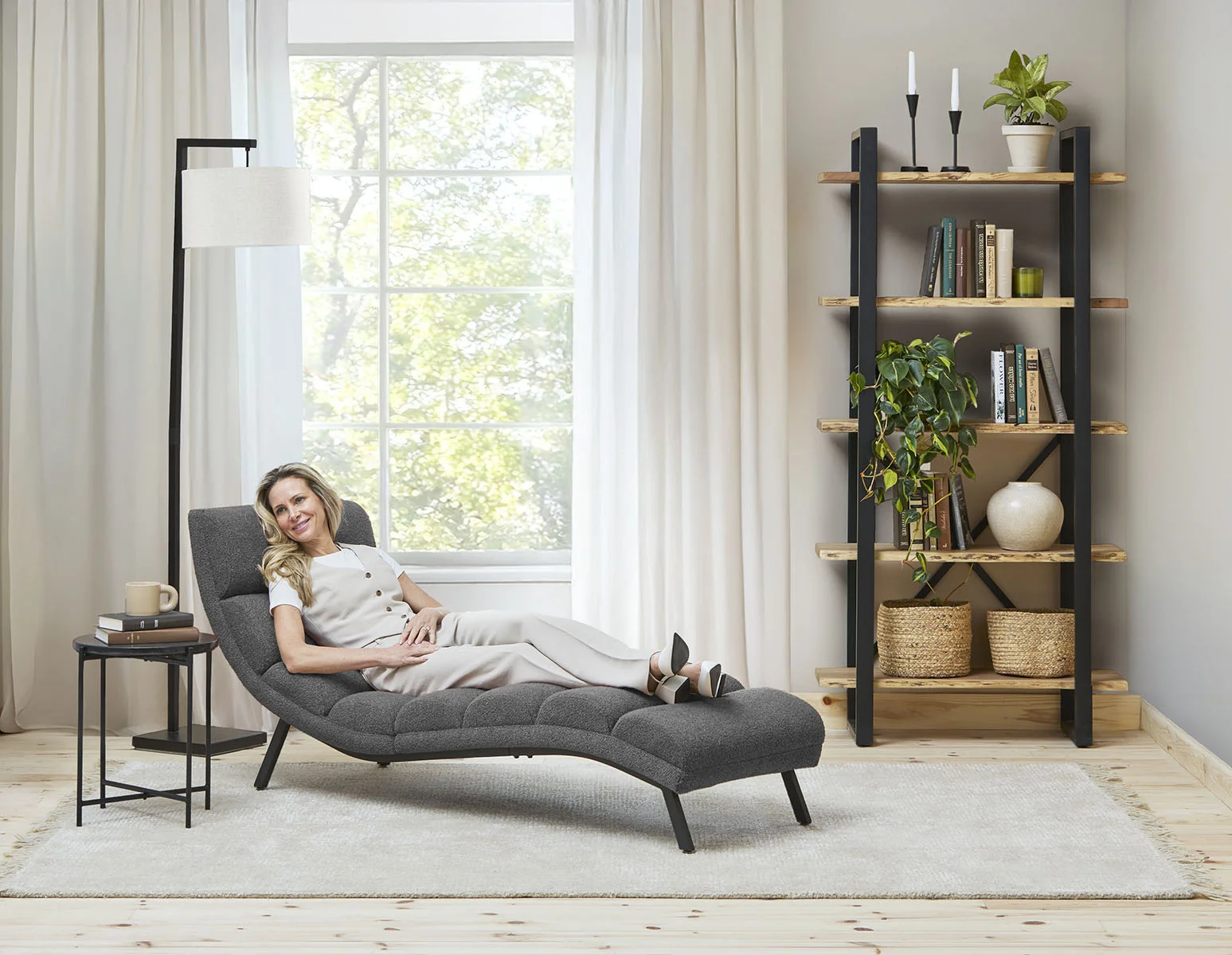 MARLEY — Lounge chair (80-52-31-30-D)