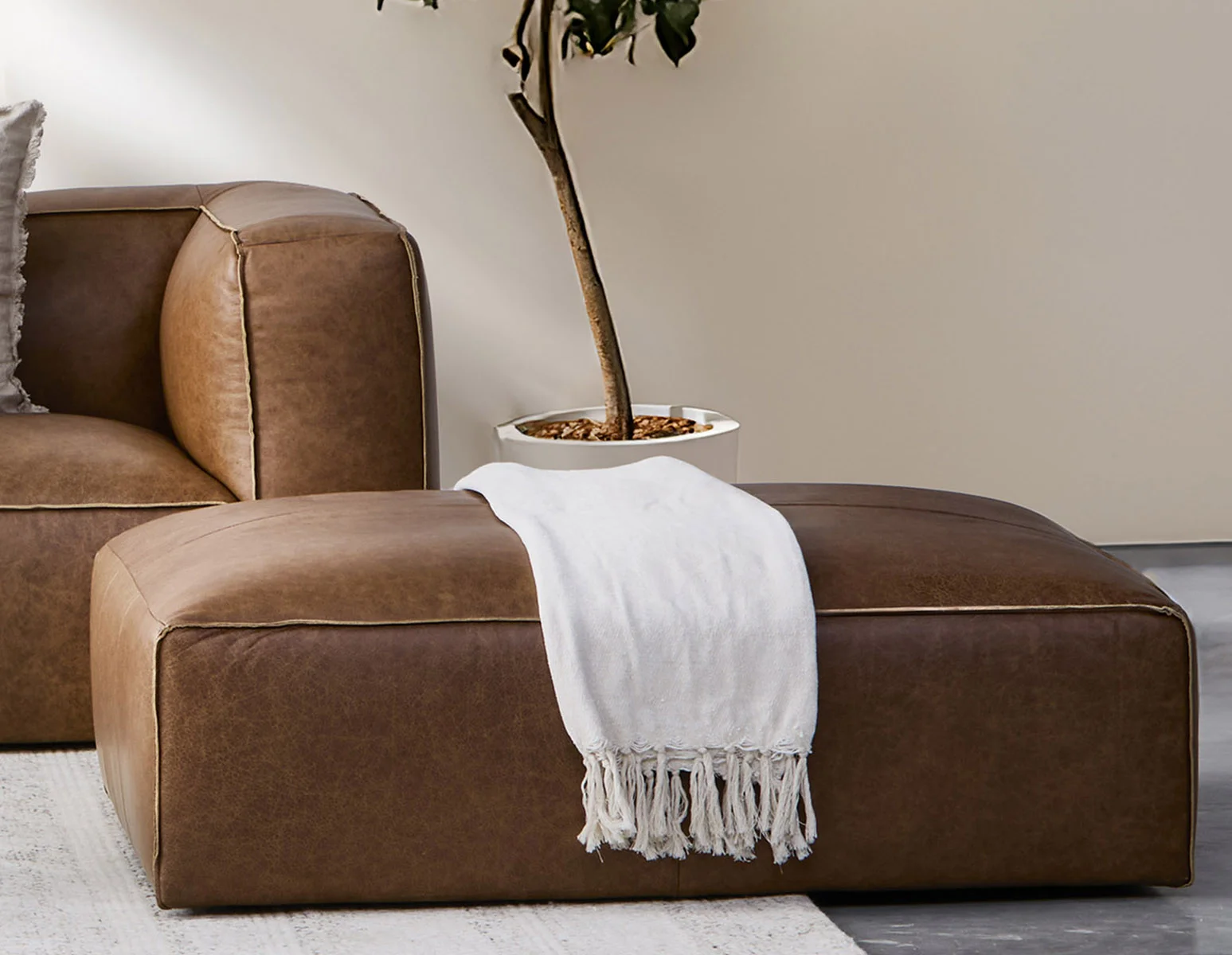MONTE — 100% leather ottoman (08-82-47-67) - Image 9