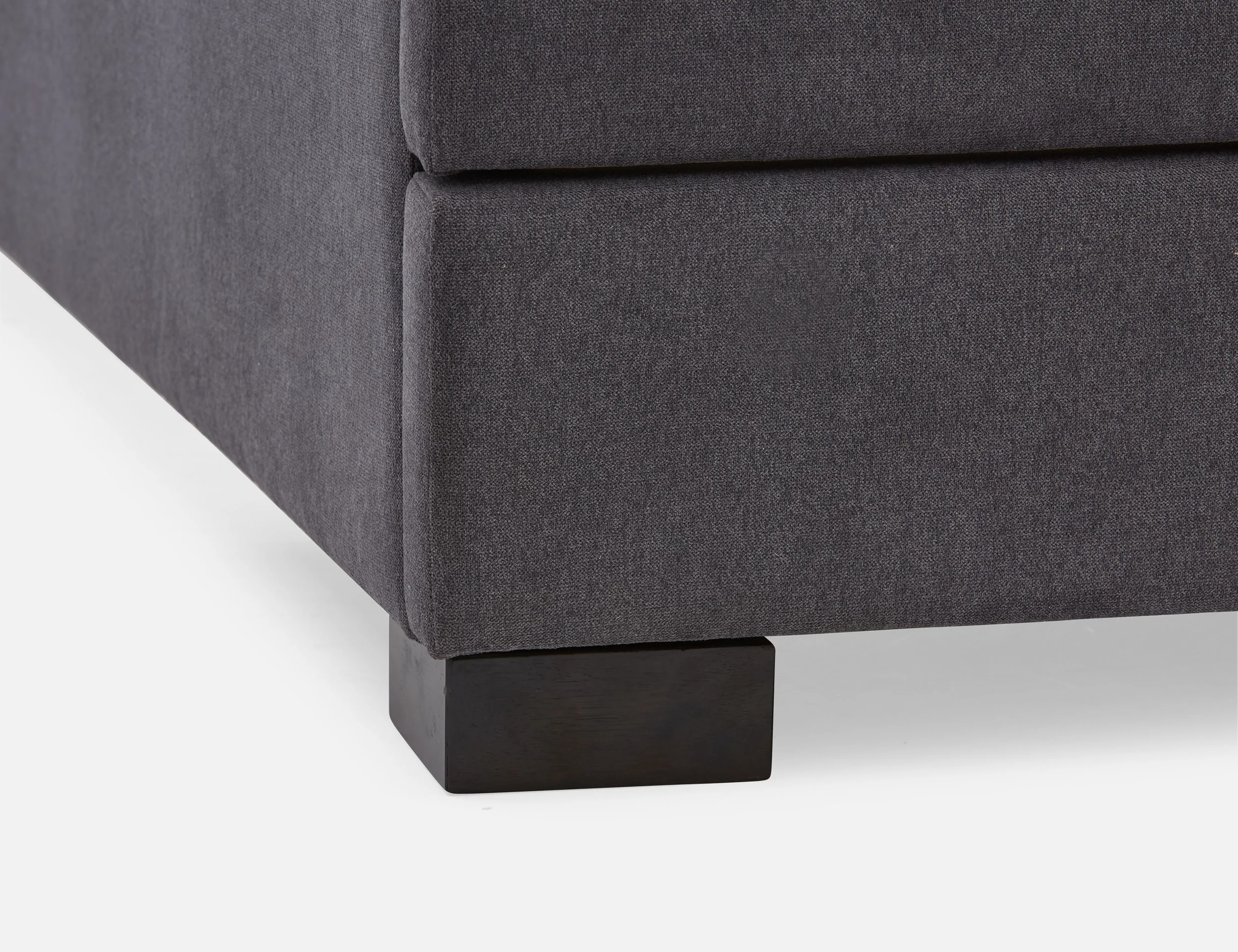 RAVEL — Traditional tufted upholstered wingback queen size bed with storage (81-42-52-33) - Image 4