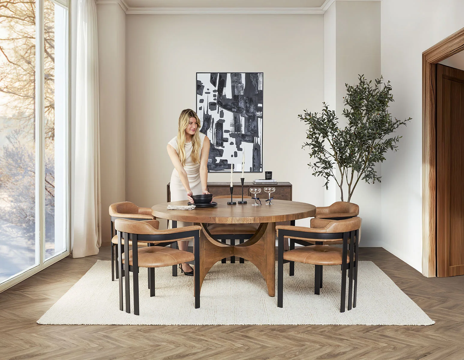 ROSETTA — Elegant mango wood round dining table 150 cm - Image 11