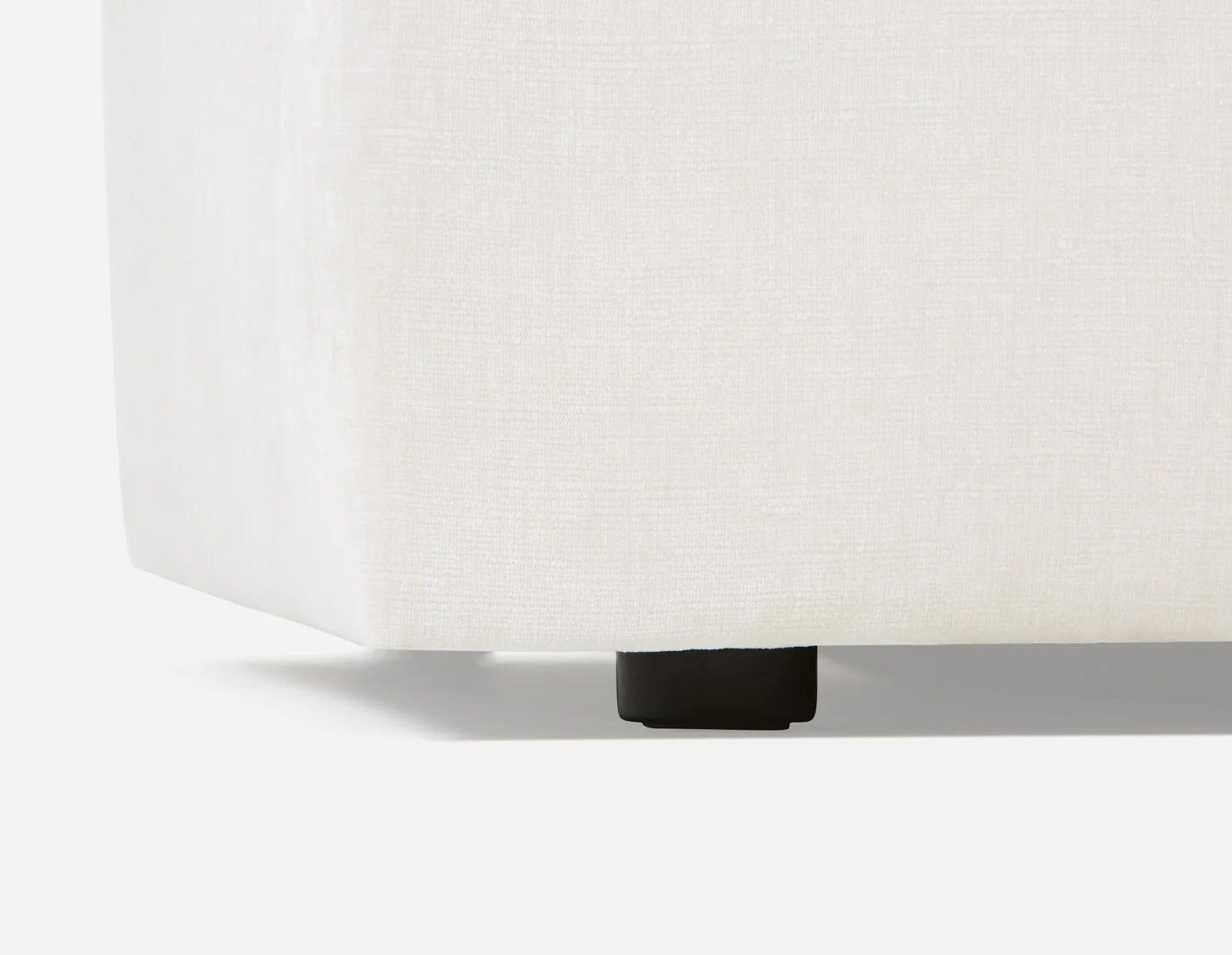 CHABLIS — Luxurious ottoman (85-55-69-46-D) - Image 5