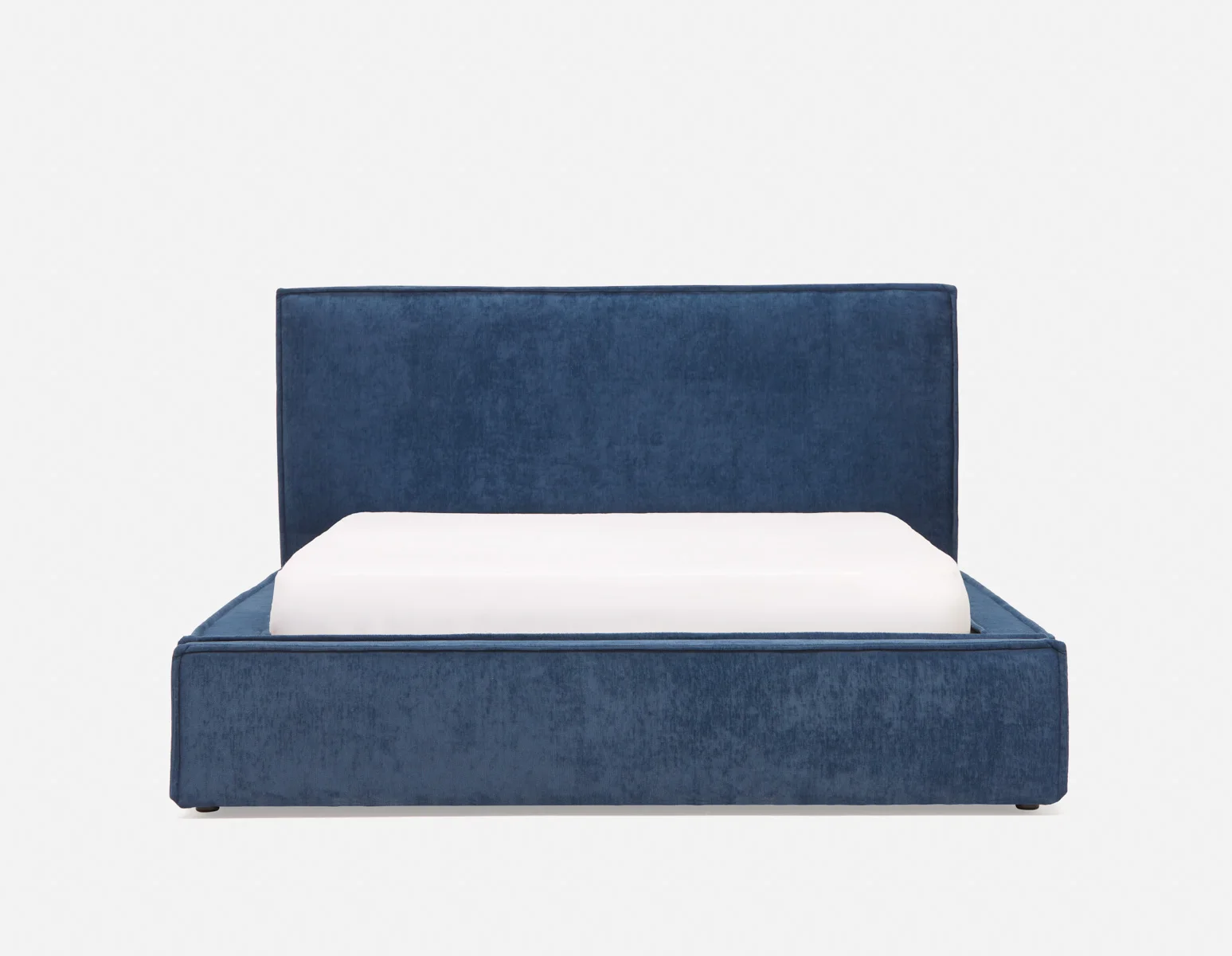 SORGUE — Upholstered queen size bed with storage (28-49-09-60) - Image 3