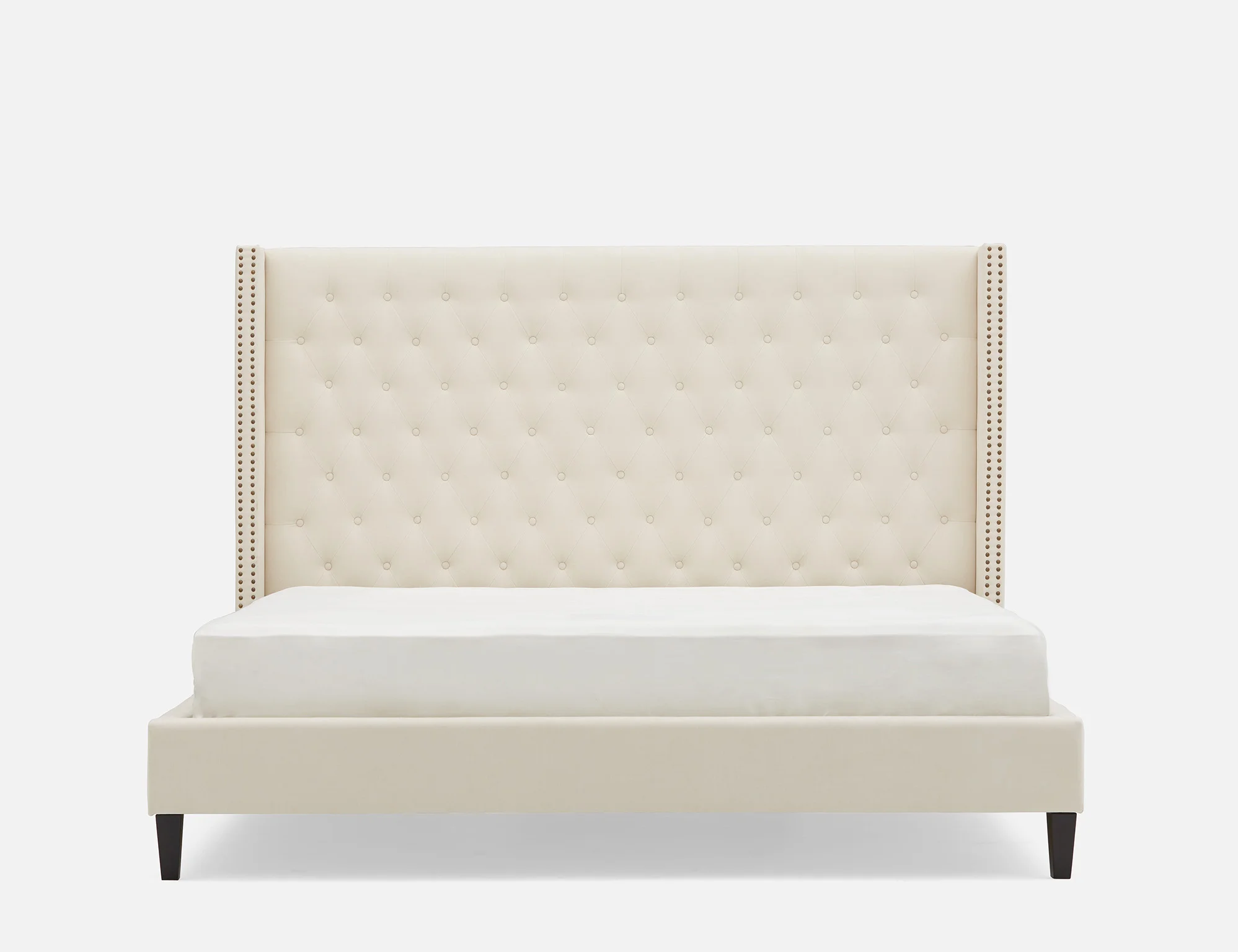 VERSAILLES — Traditional tufted upholstered wingback king size bed (82-62-30-95) - Image 3