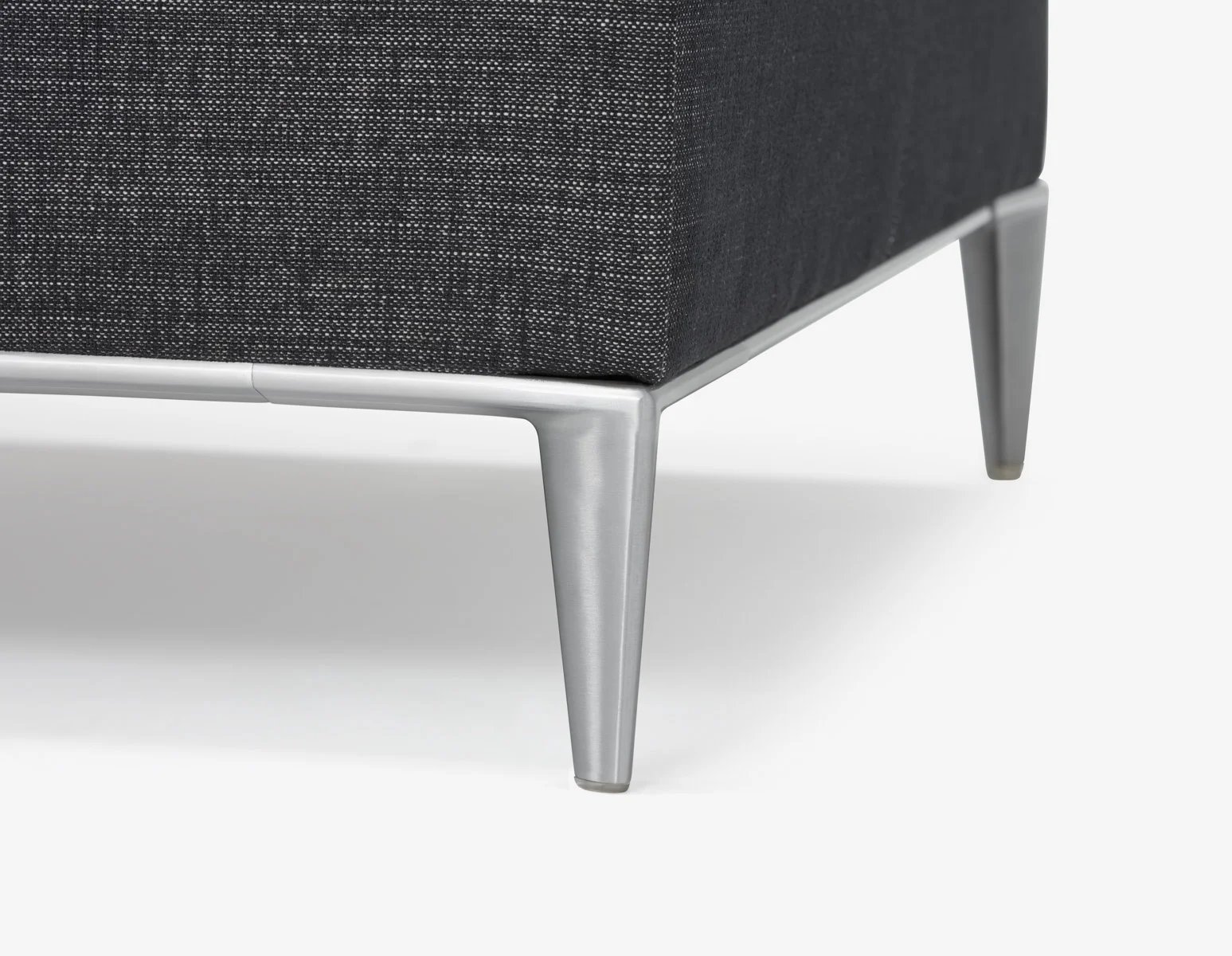 ANDREW — Left-facing sectional sofa in performance fabric (87-32-29-02) - Image 5