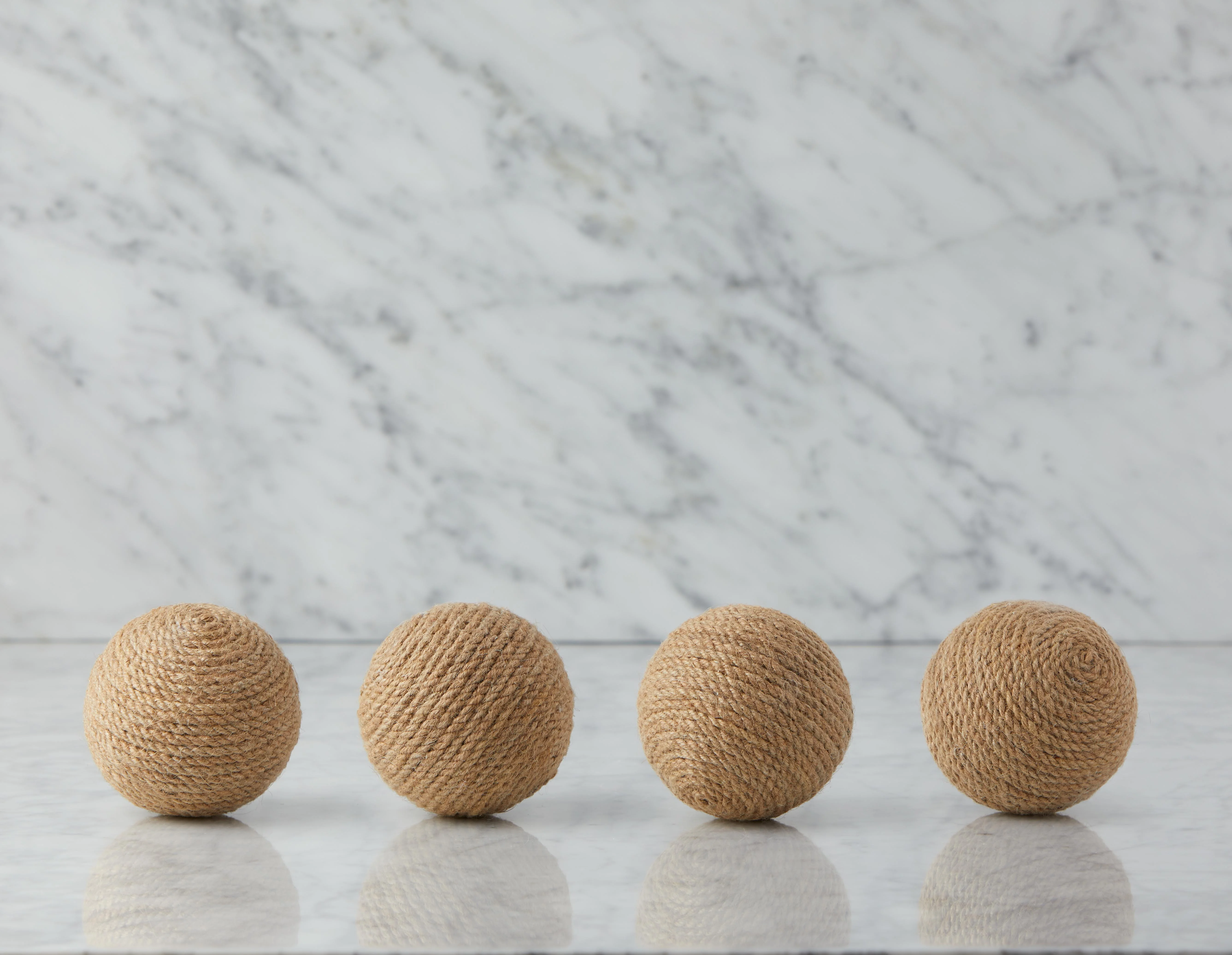 BALZ — Set of 4 decorative balls 11 cm (25-33-15-42) - Image 5