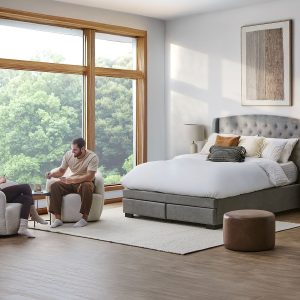 RAVEL — Traditional tufted upholstered wingback queen size bed with storage (81-42-52-30)