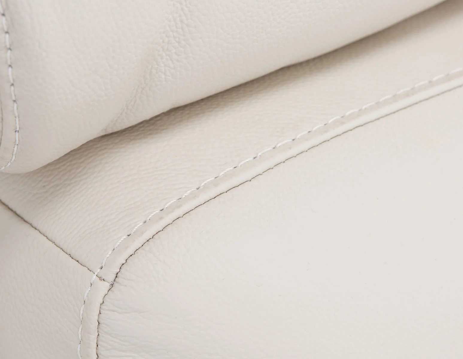 NILLIE — 100% leather power recliner contemporary loveseat (66-03-09-34) - Image 13