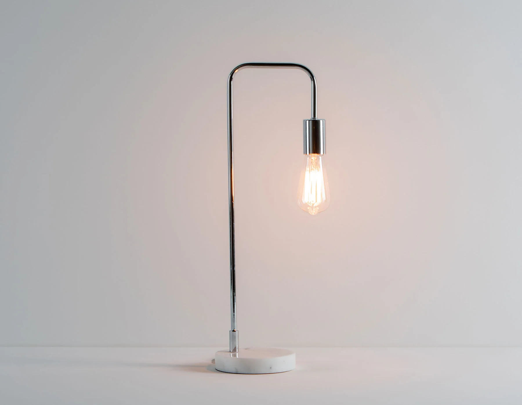 CLEARA — Marble base table lamp 57 cm height - Image 5