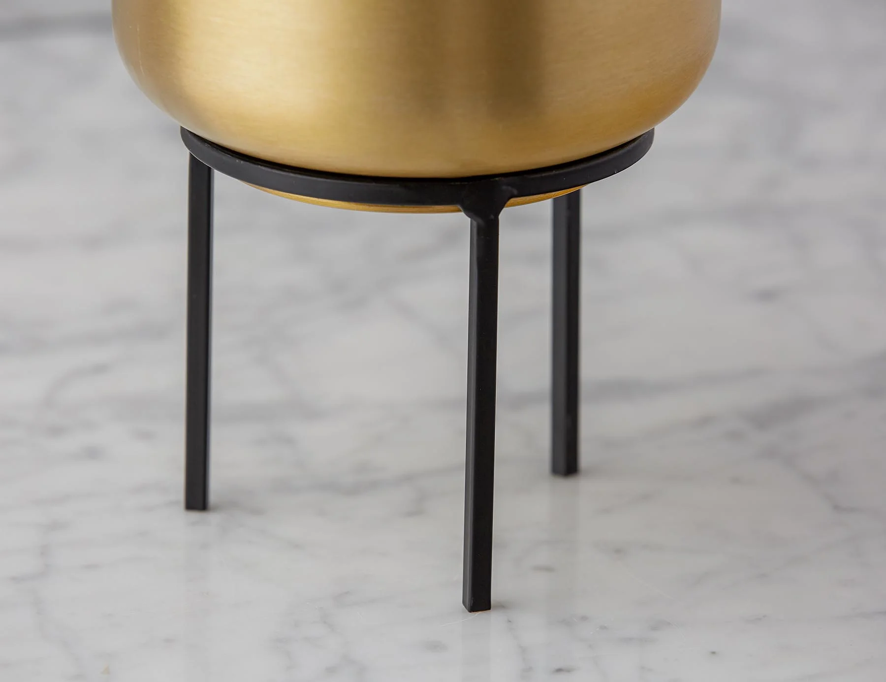 GOLDIO — Planter with stand 25 cm - Image 2