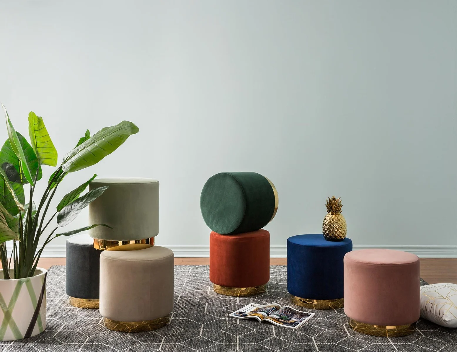 KEIRA — Velvet ottoman (33-98-93-30) - Image 6