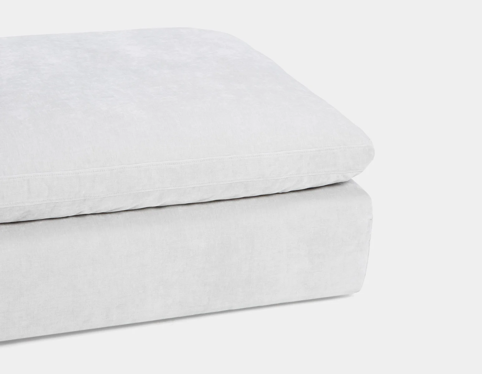 CHABLIS — Luxurious ottoman (85-55-69-62) - Image 2