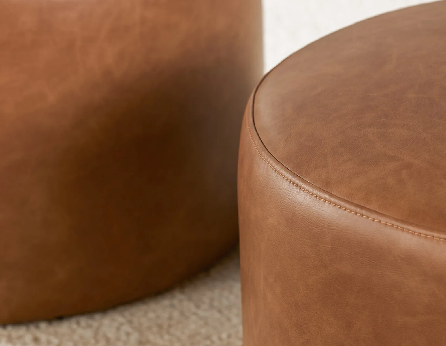 VASTO — Leatherette ottoman (62-13-83-96) - Image 8