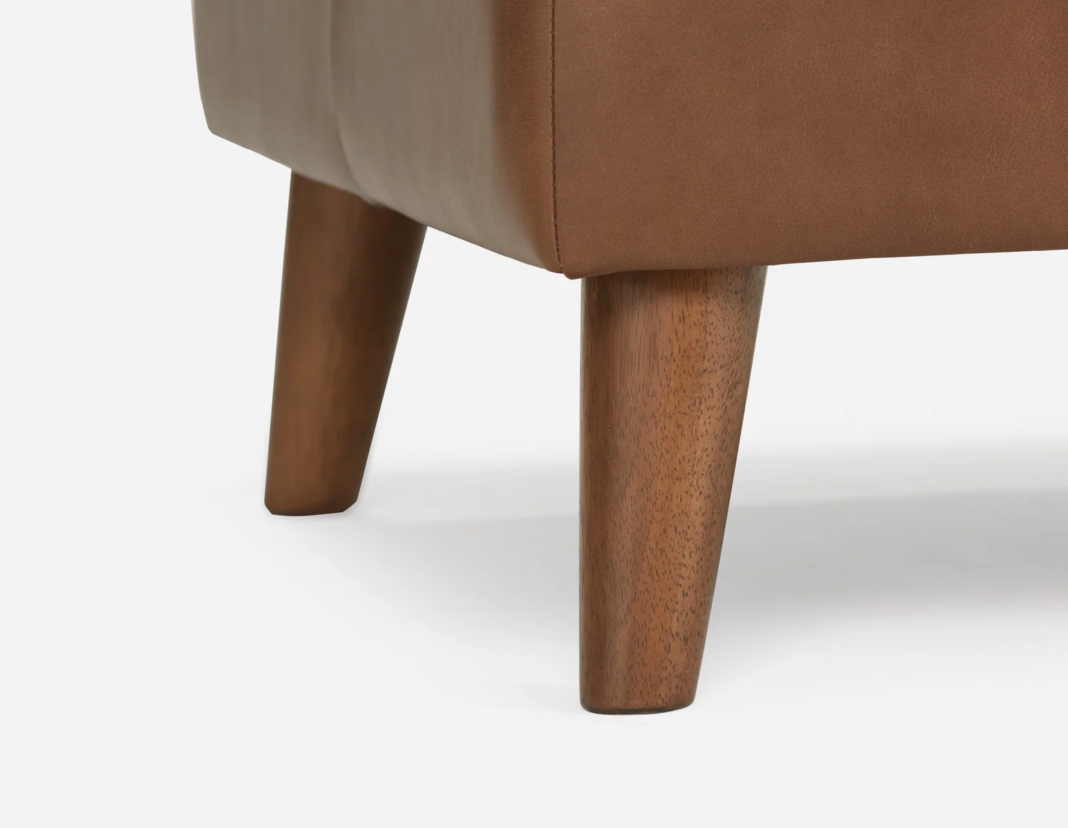 AMARI — 100% leather classic ottoman (54-51-48-67) - Image 4
