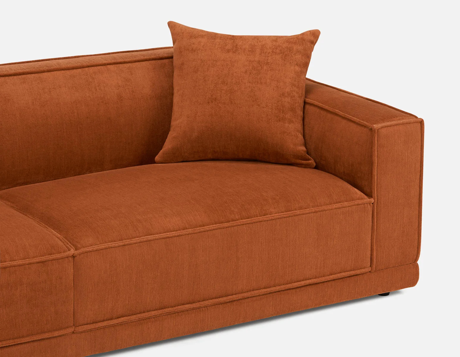 HILLARY — Modern low back 96" luxury sofa (64-85-93-90) - Image 6
