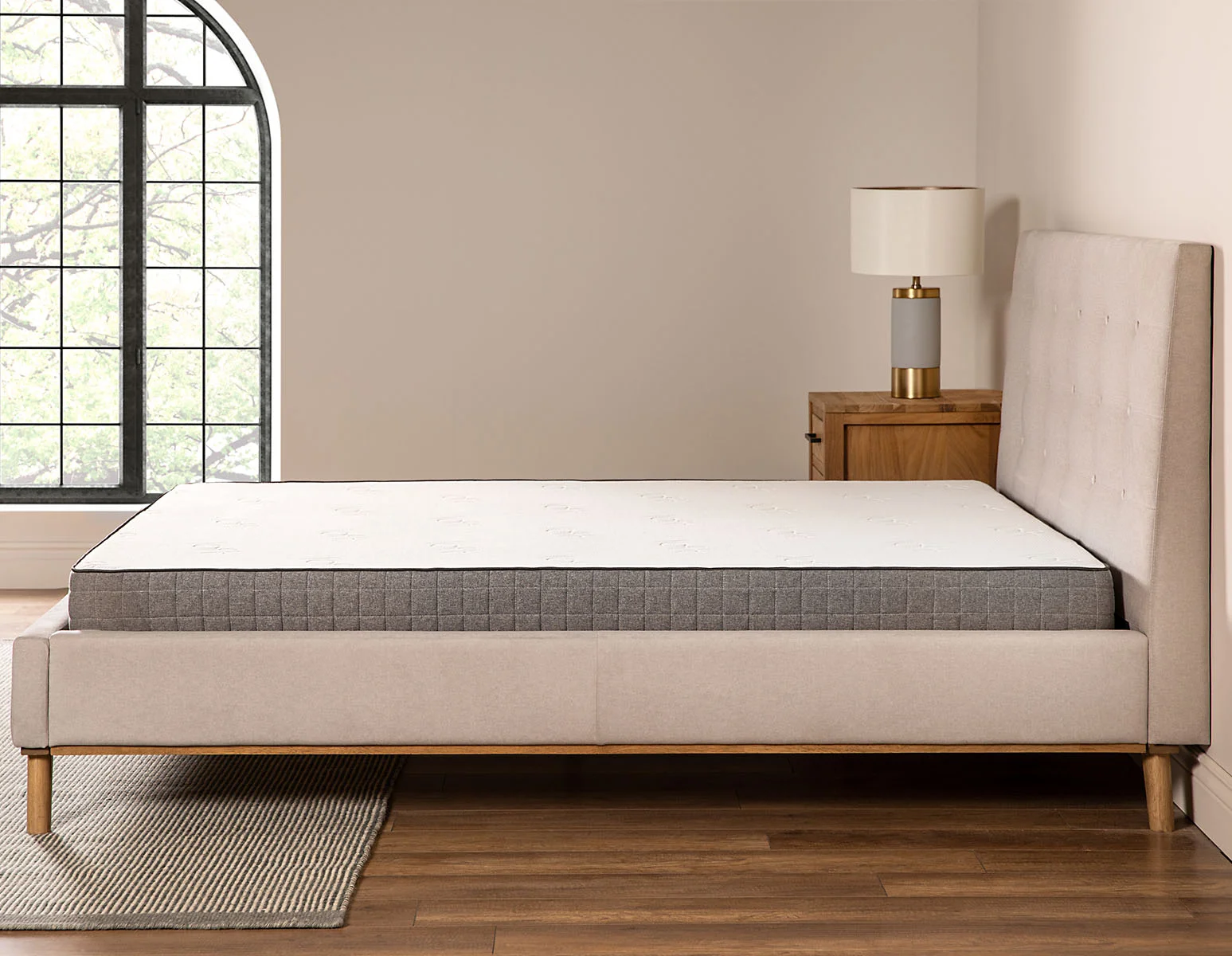 LOFT 6 — Queen size mattress (93-65-18-10-D)