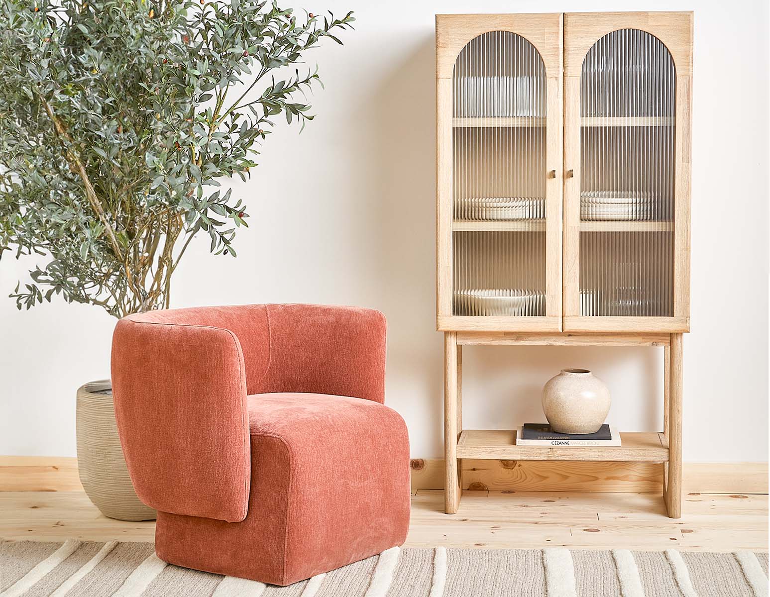 ROANNE — Accent chair (69-85-45-28-D)