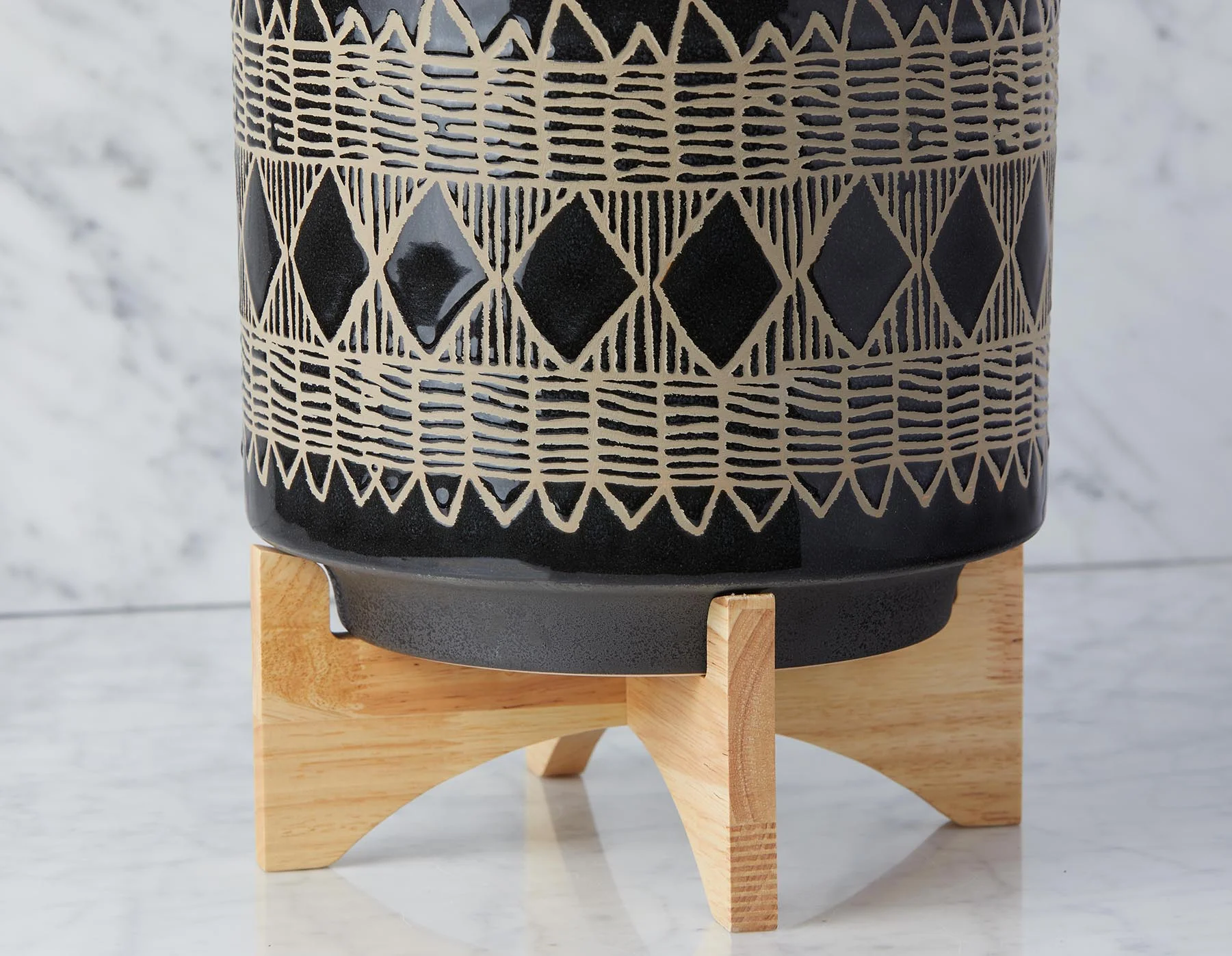 ADEN — Ceramic pot with wood stand 29 cm - Image 3