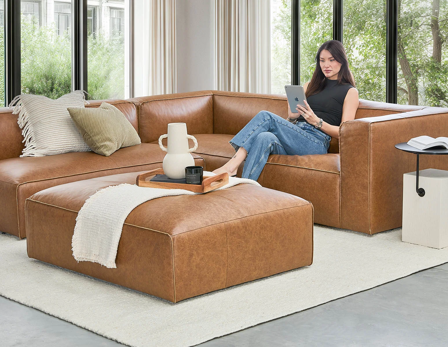 MONTE — 100% leather ottoman (08-82-47-49)