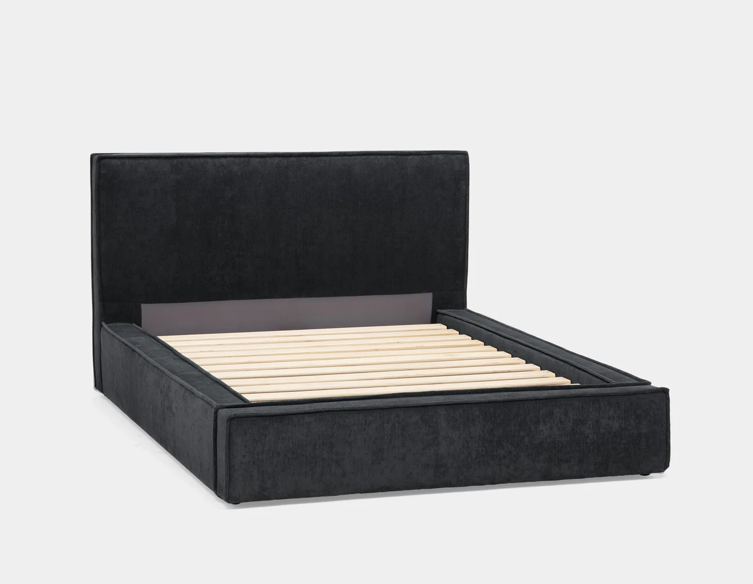 SORGUE — Upholstered queen size bed with storage (28-49-09-20) - Image 9