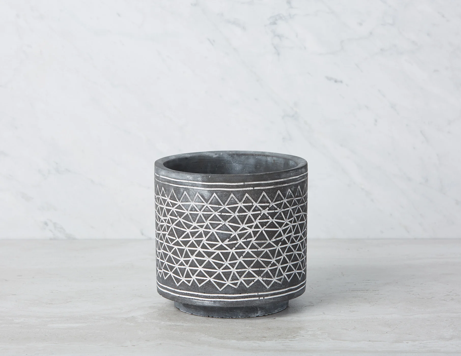 NIO — Cement pot 18cm