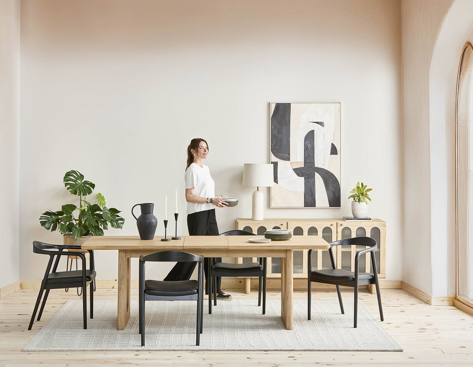 PRIYA — Extendable acacia wood dining table 180-220 cm