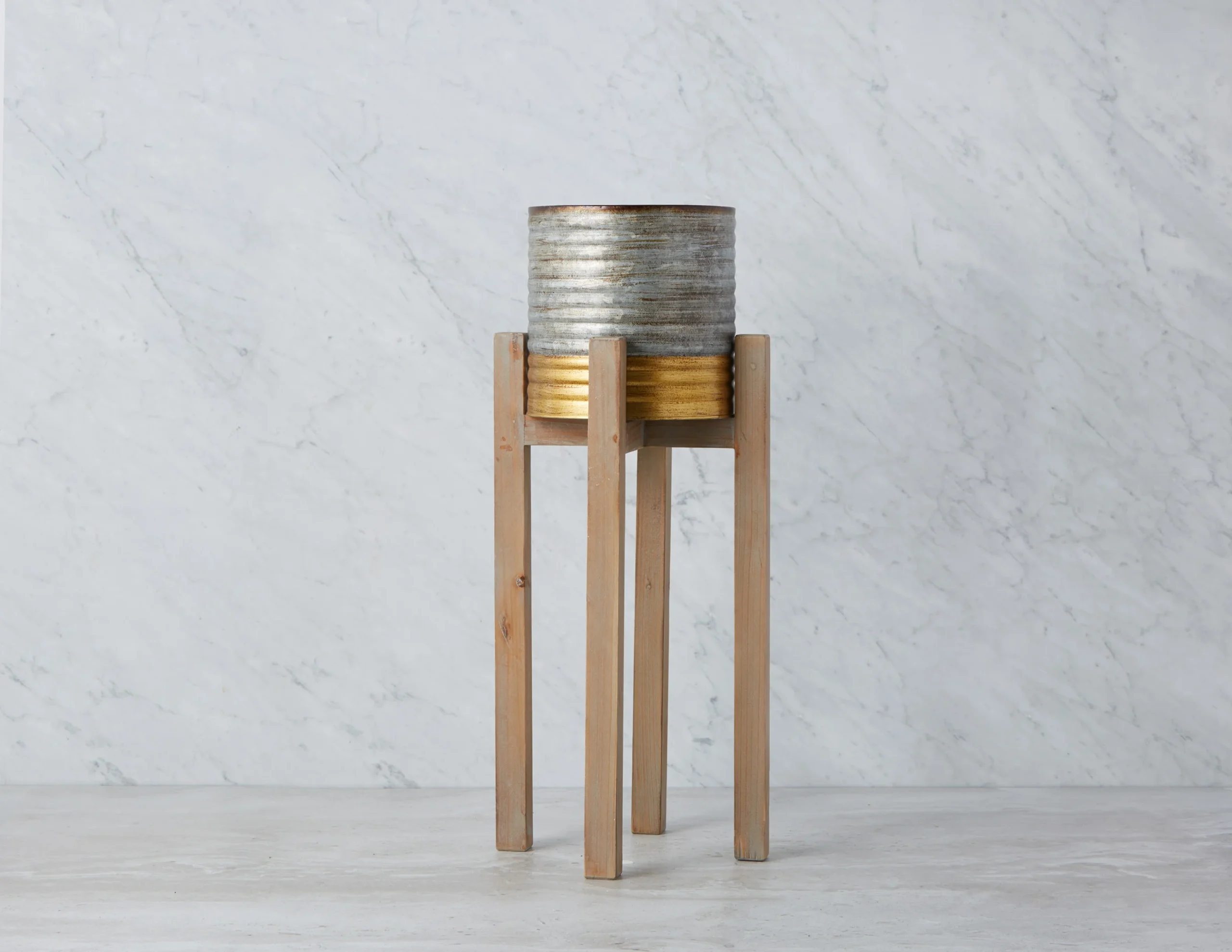 TERRI — Planter with stand 63 cm