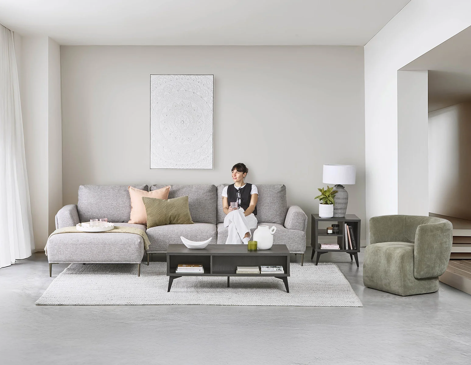 KIERA — Mid-century modern coffee table (62-94-85-20) - Image 10