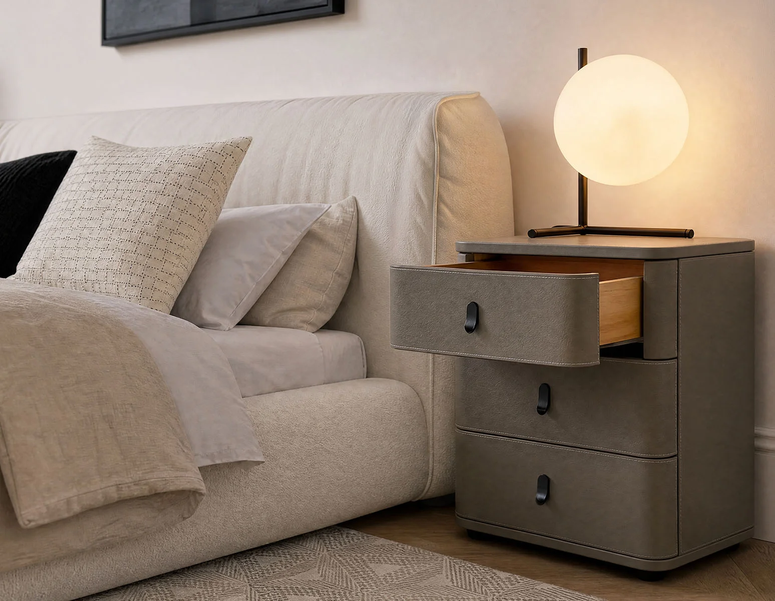 GAEL — Contemporary 3-drawer nightstand - Image 16
