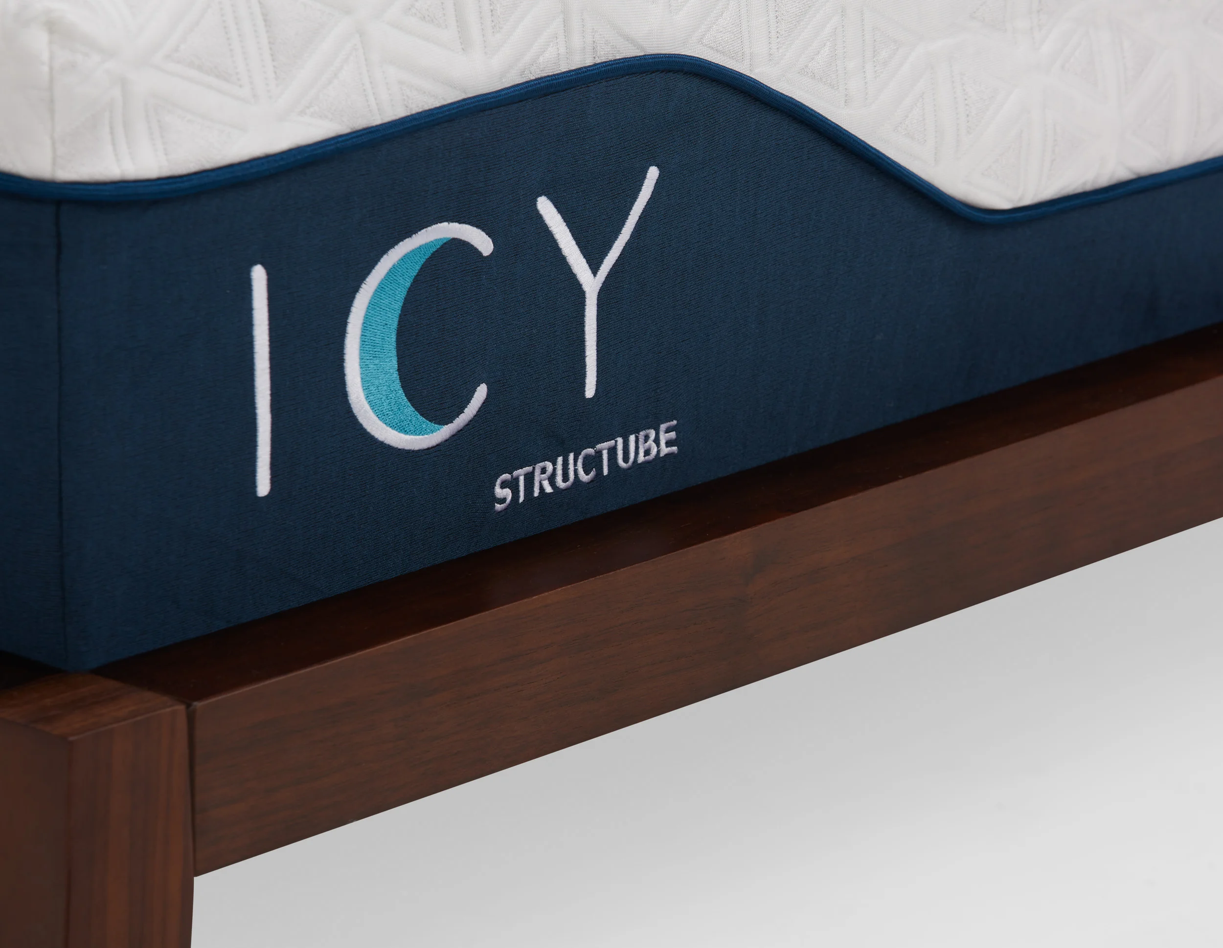 ICY 10 — Queen size mattress - Image 9