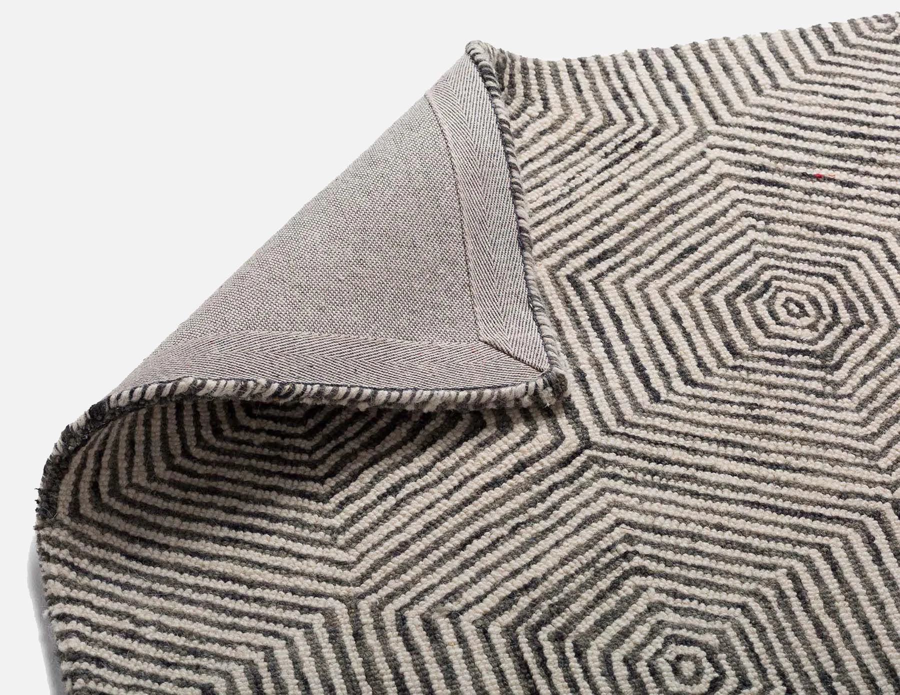 CARACAS — Hand-tufted wool rug 305 cm x 366 cm - Image 2