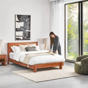 MUMBAI — Acacia wood queen size bed