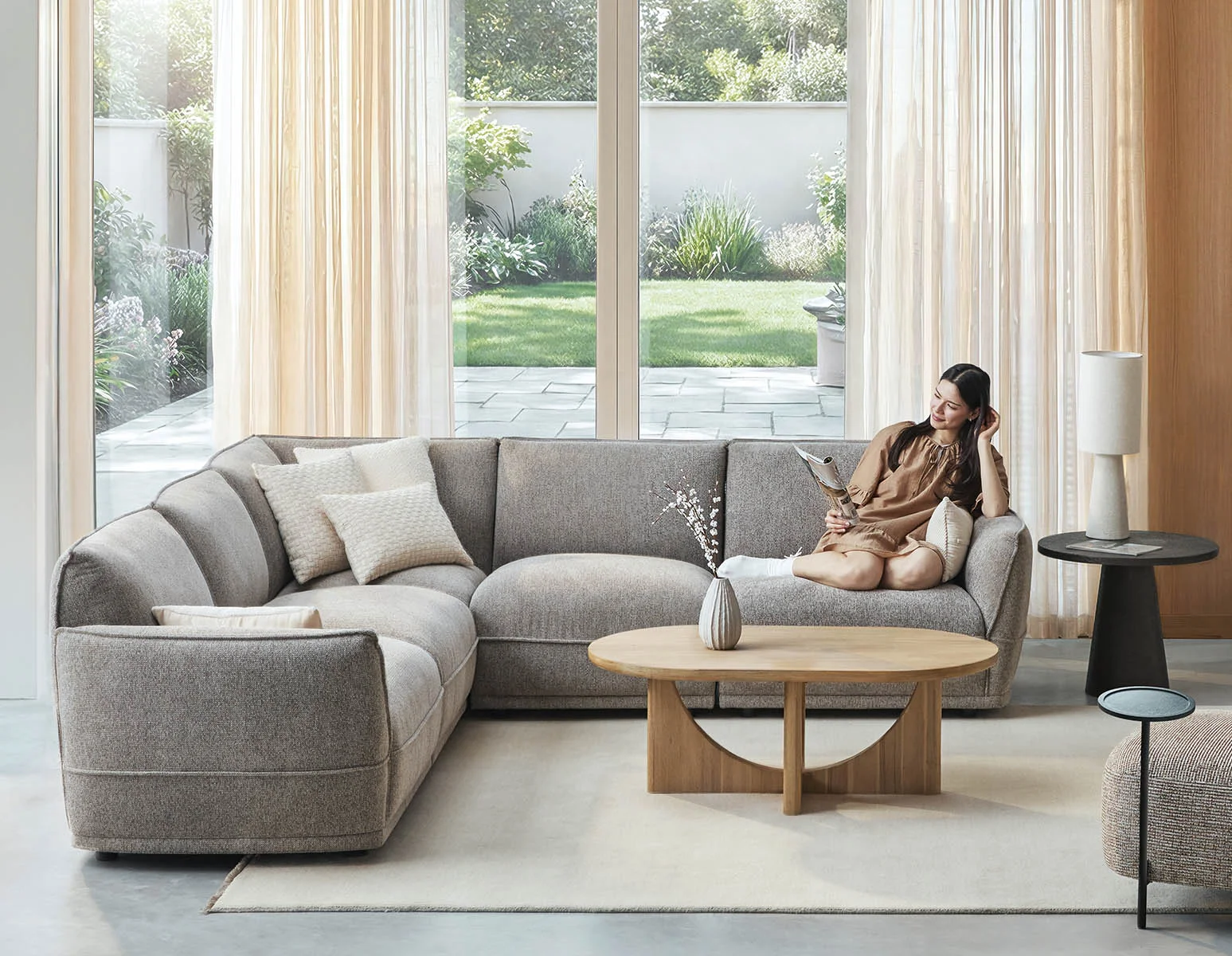 PAUL — Modern contemporary sectional sofa (96-64-98-30-D)