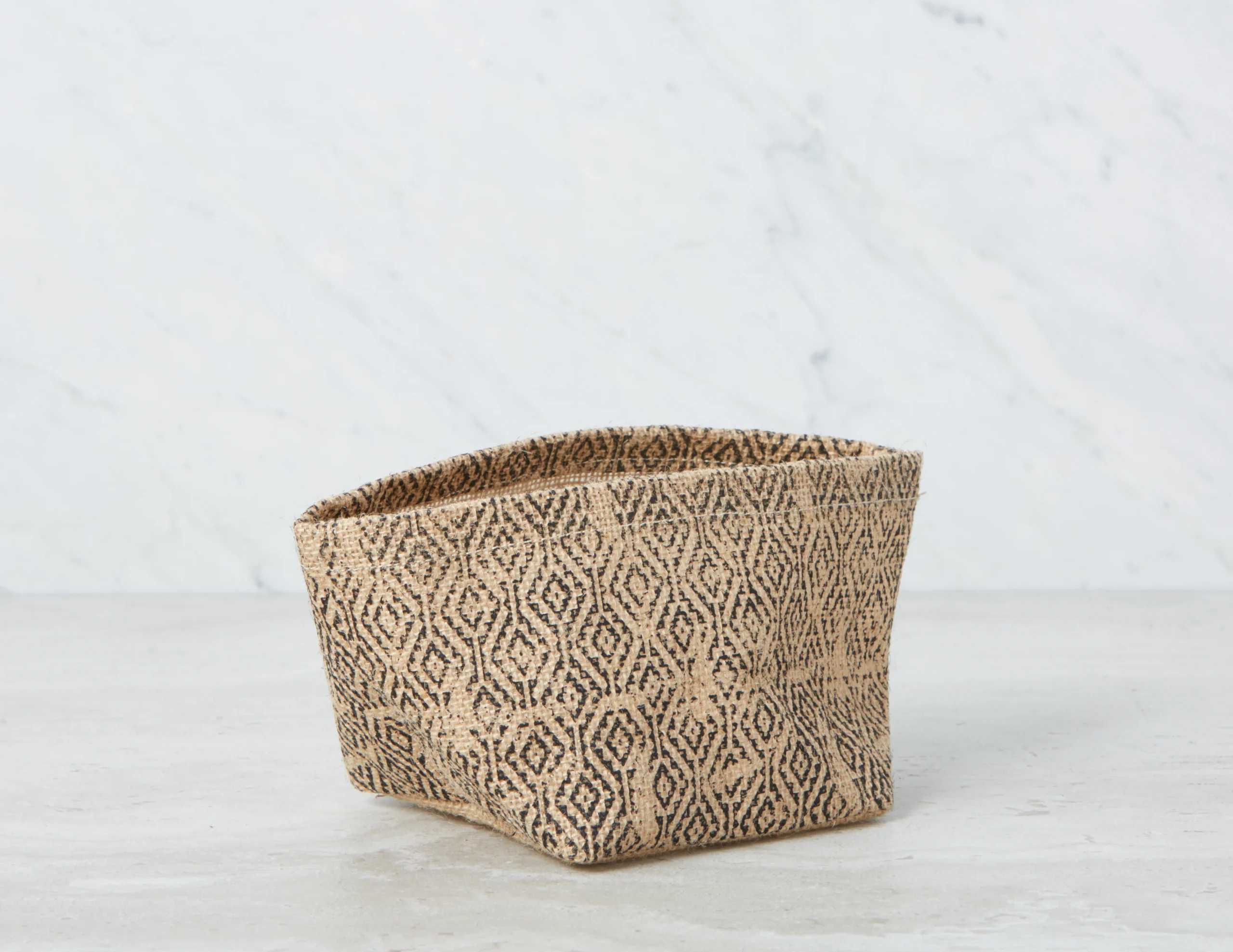 VIC — Basket 12 cm