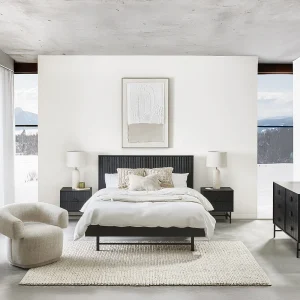 MONTANA — Modern queen size bed (03-10-03-20)