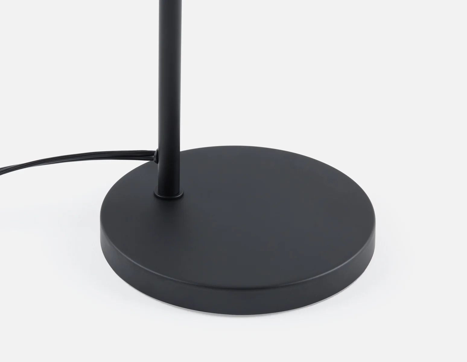 ILLUMI — Sculptural glass on stem modern table lamp 53cm - Image 4