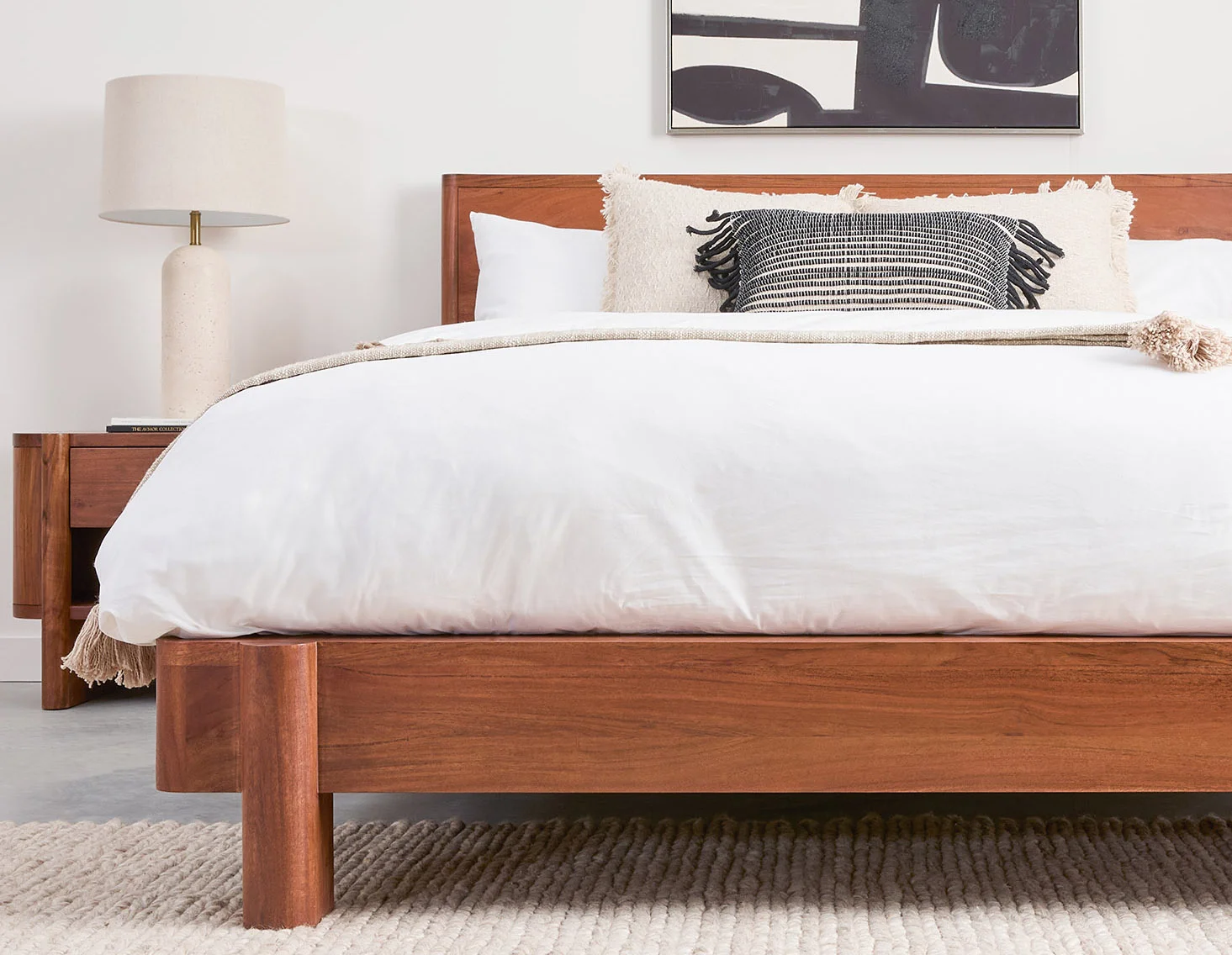 MUMBAI — Acacia wood king size bed - Image 12