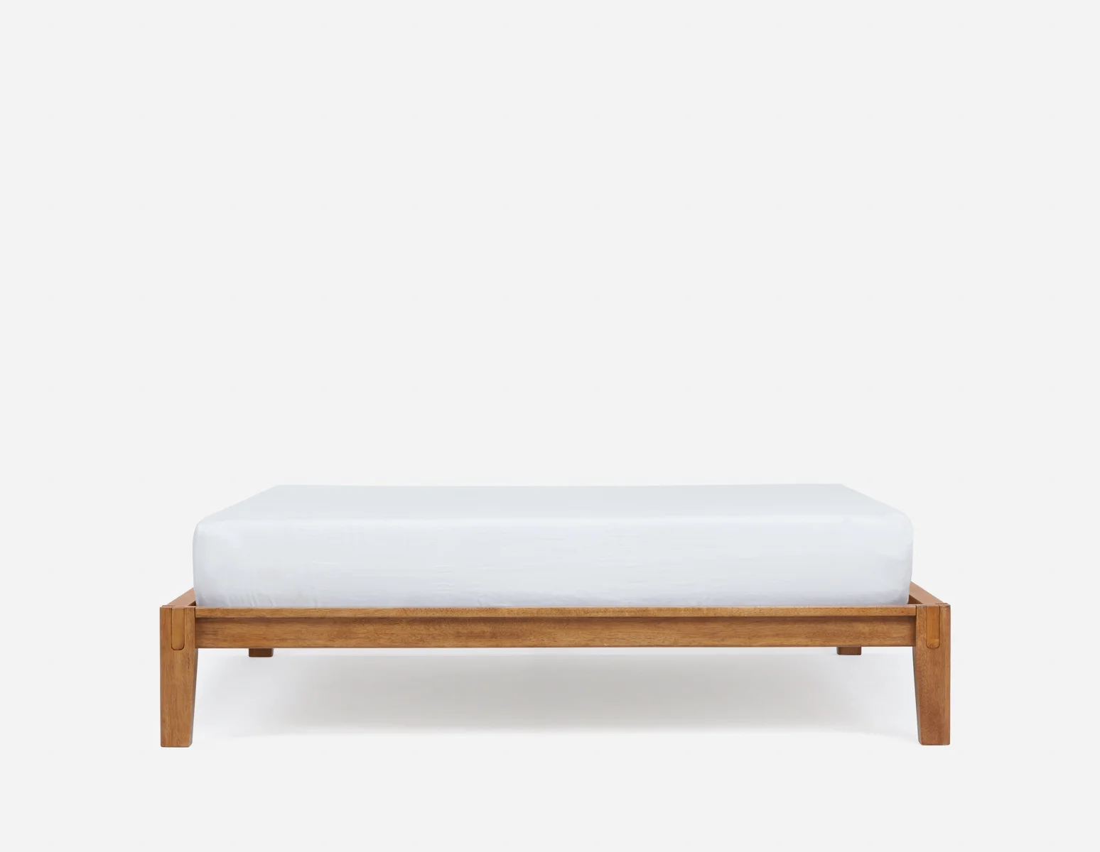 BENA — Mid-century modern queen size bed frame (01-00-01-97) - Image 3