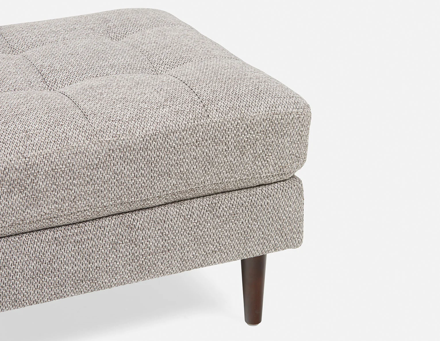 KINSEY — Tufted ottoman (39-46-83-30) - Image 2