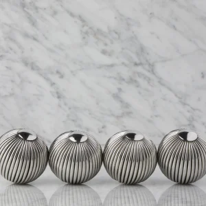 BASILE — Set of 4 decorative balls 10 cm
