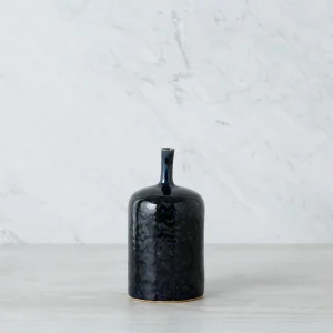 ANO — Ceramic vase 24cm (9")