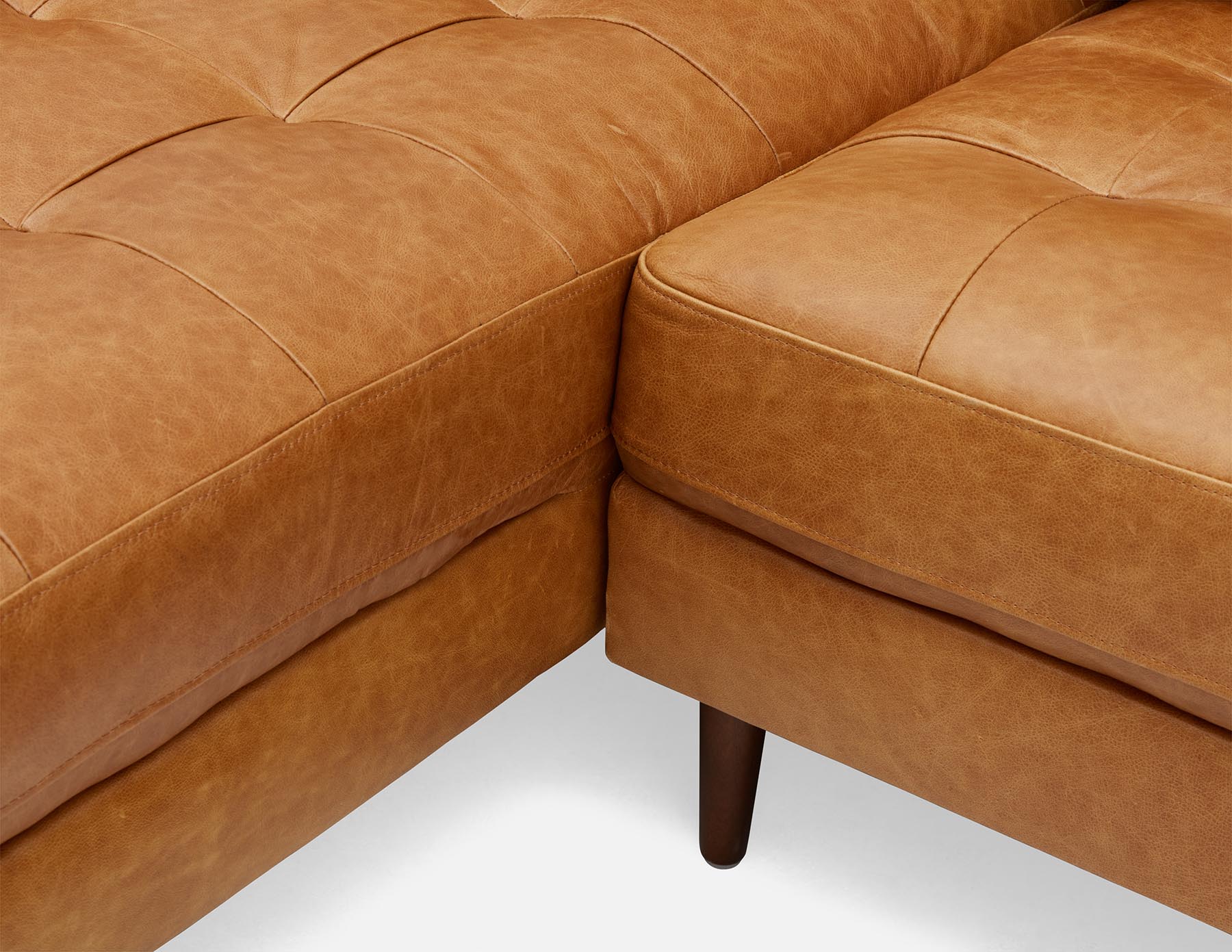 KINSEY — Mid-century modern left-facing 100% leather sectional sofa - Image 5