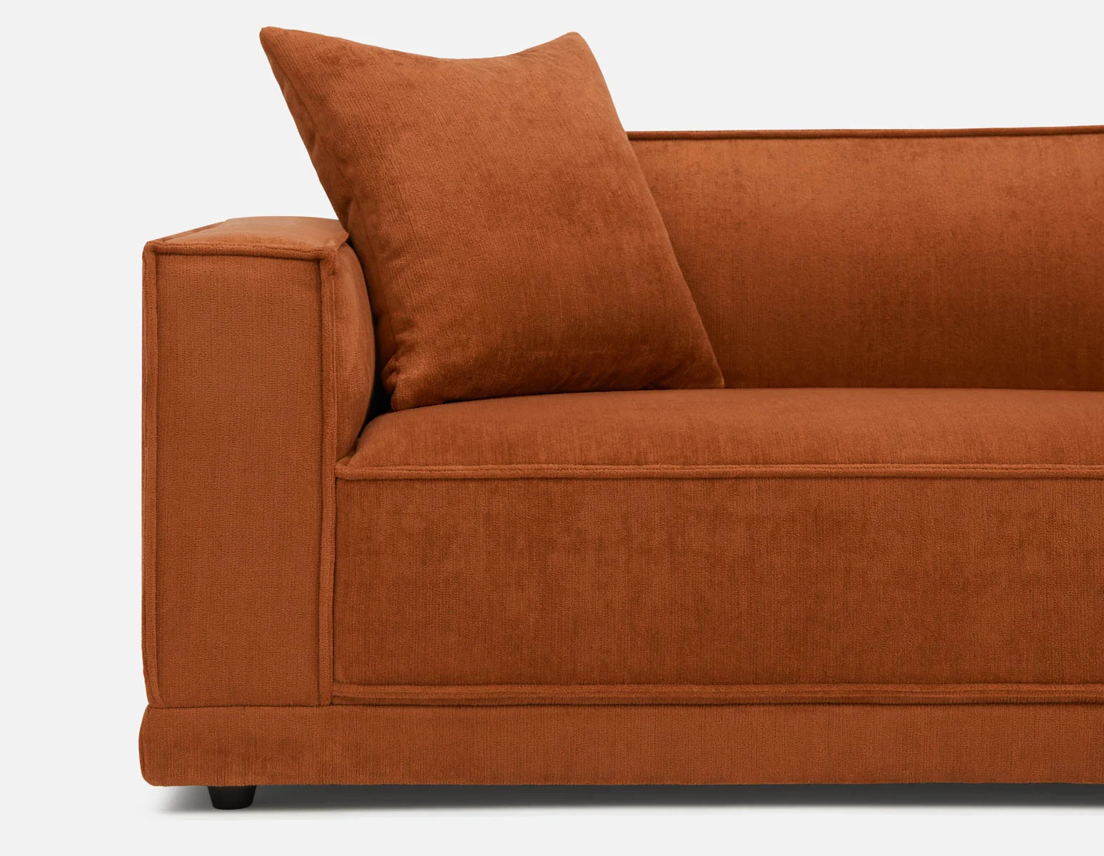 HILLARY — Modern low back 96" luxury sofa (64-85-93-90) - Image 5