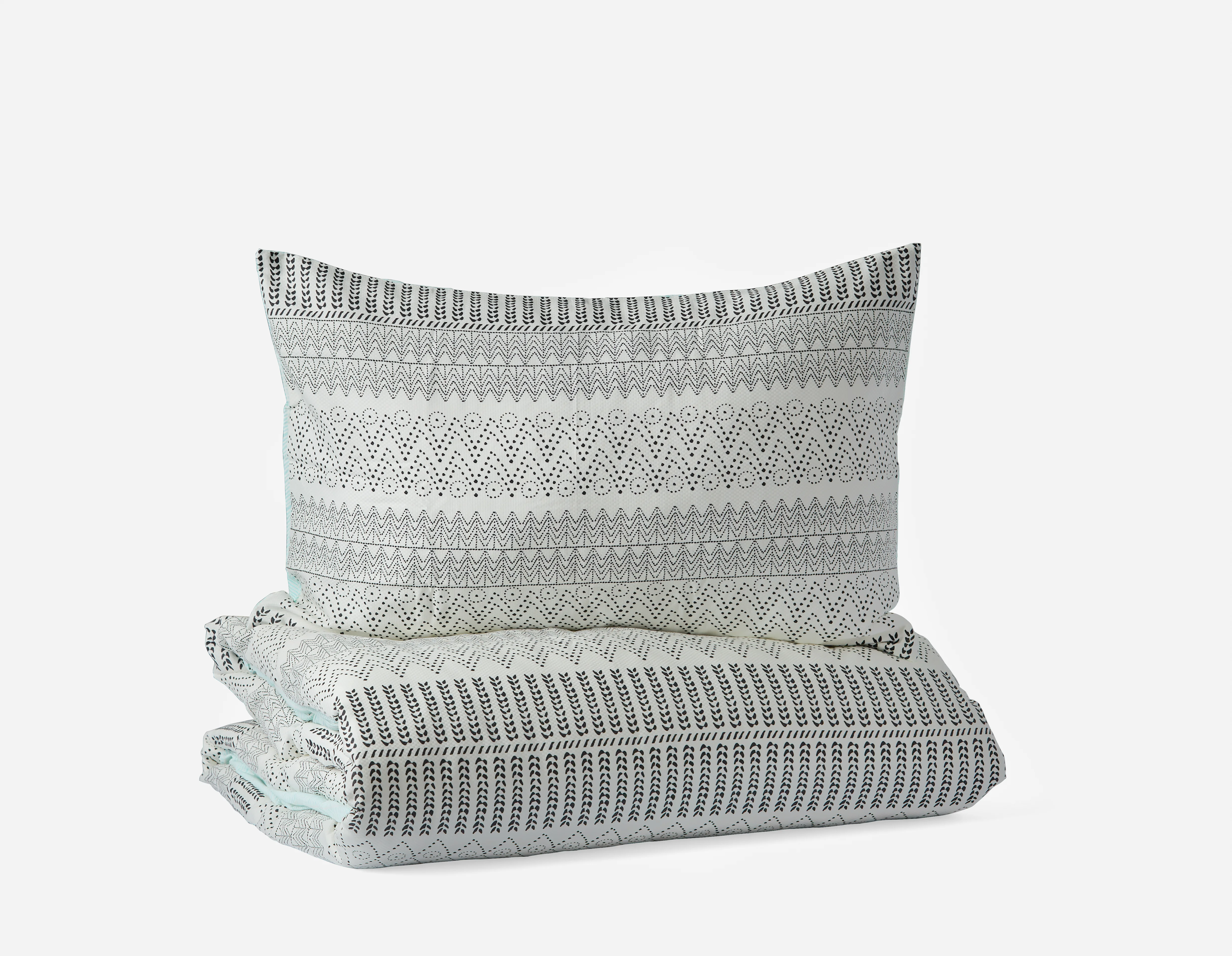 ISSA — 3-piece king duvet cover set - Image 6