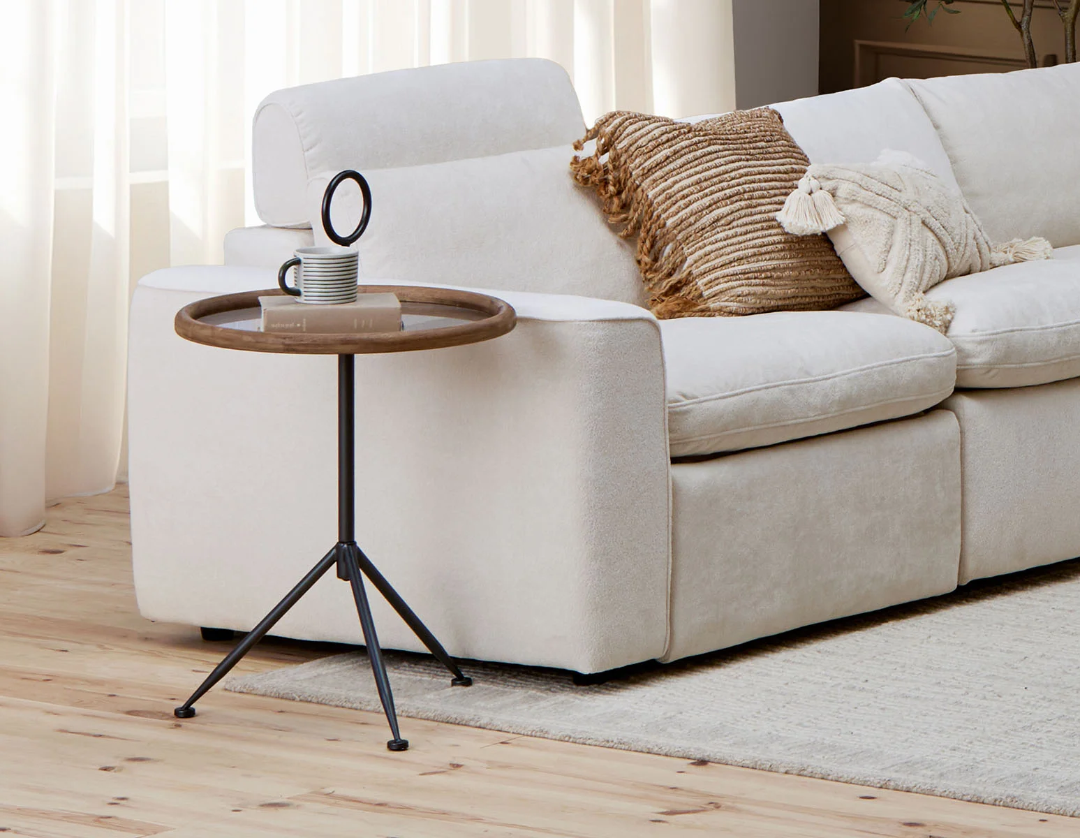 ELLIE — Mid-century modern round end table 43cm - Image 10