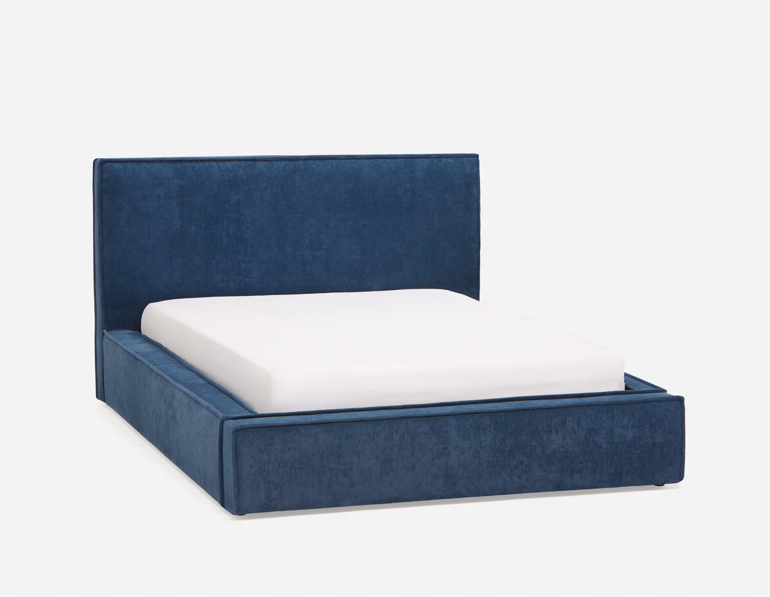 SORGUE — Upholstered queen size bed with storage (28-49-09-60) - Image 2