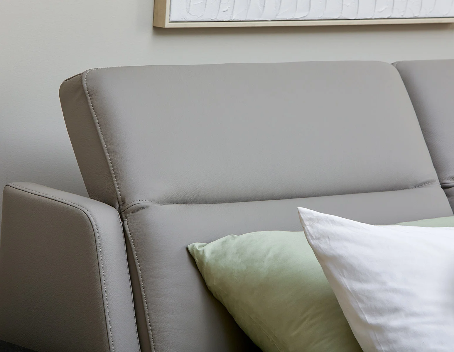 JONNAH — Leather queen size bed - Image 13
