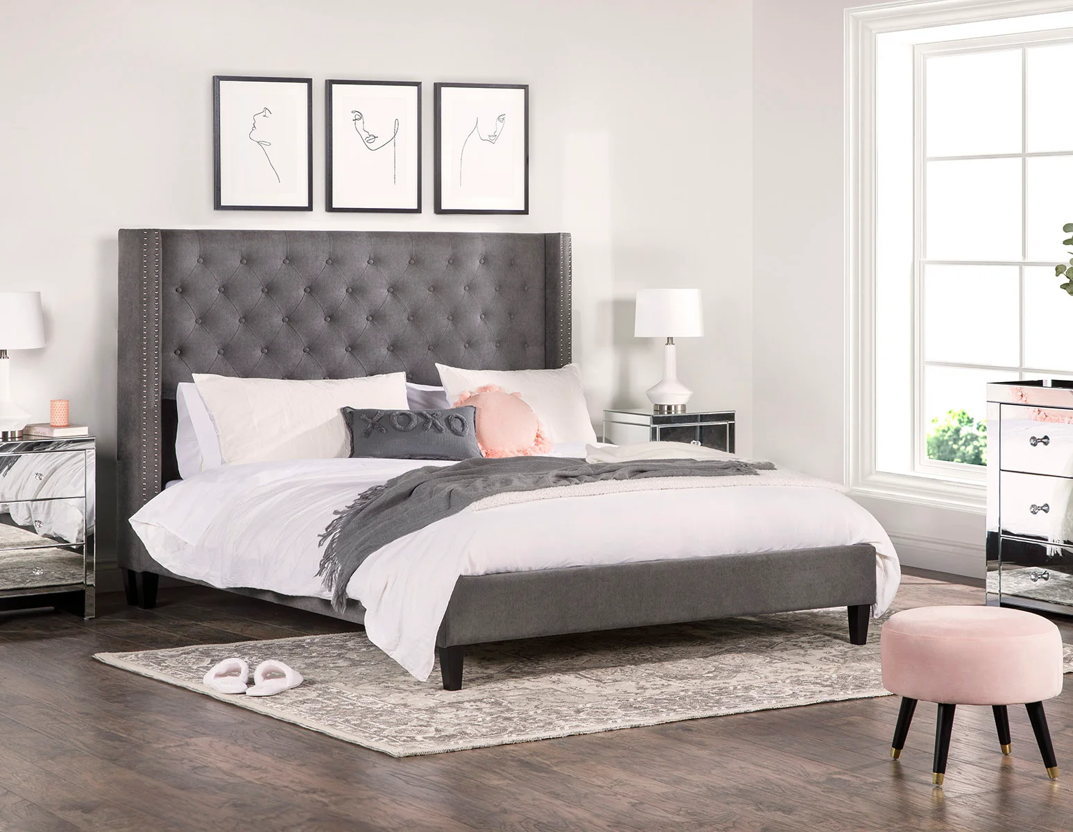 VERSAILLES — Traditional tufted upholstered wingback king size bed (82-62-30-30) - Image 8
