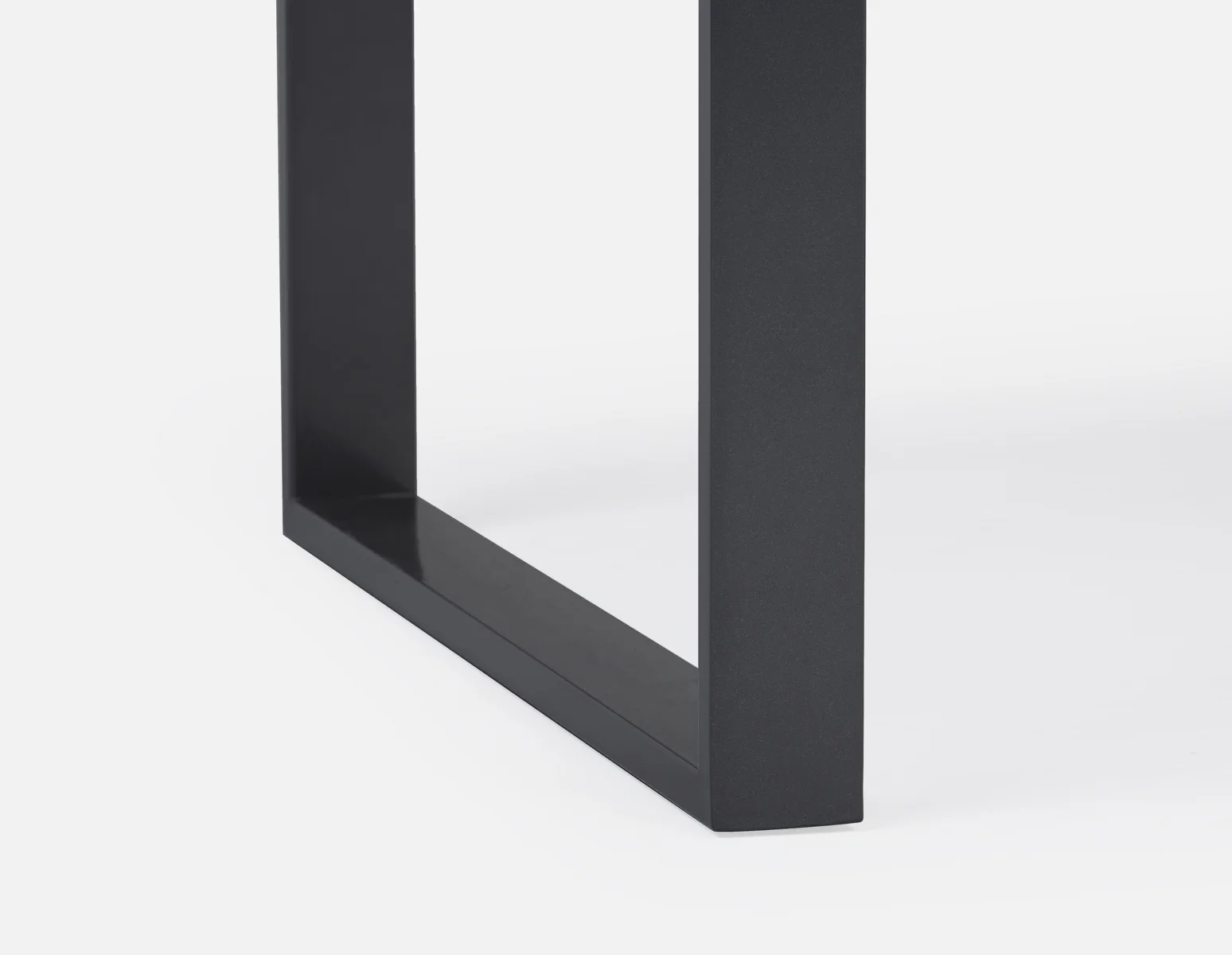 RYA — Modern contemporary dining table 140cm - Image 3