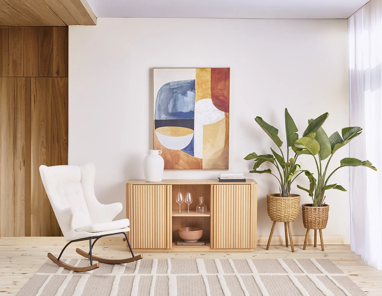 GUYAN — Faux shearling rocking armchair