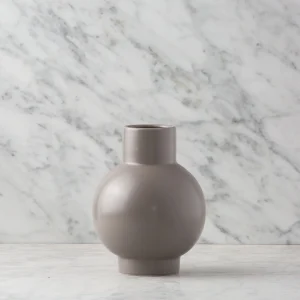 VAZA — Ceramic vase 22 cm